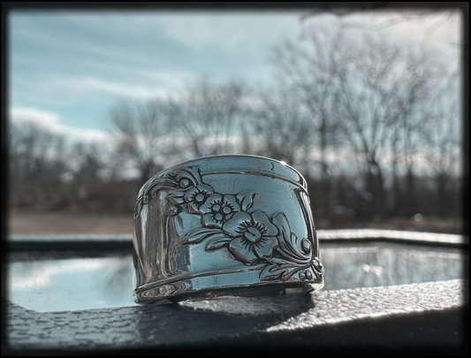 NITESVINE • Silver Plate Spoon Ring